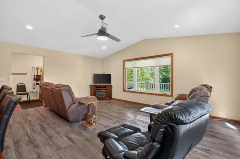 321 Devlin Circle Cedar Falls IA 50613