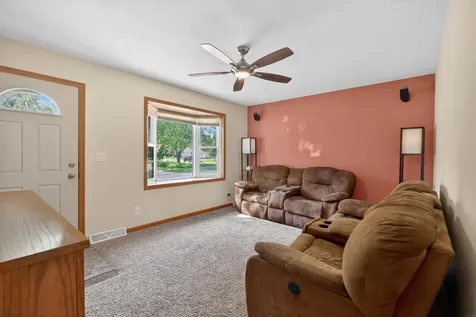 321 Devlin Circle Cedar Falls IA 50613