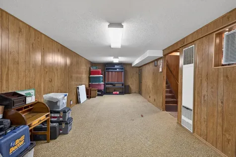 321 Devlin Circle Cedar Falls IA 50613