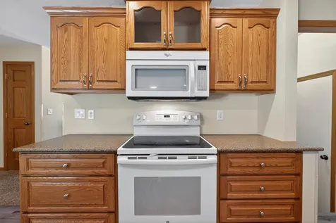 321 Devlin Circle Cedar Falls IA 50613