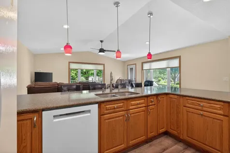 321 Devlin Circle Cedar Falls IA 50613