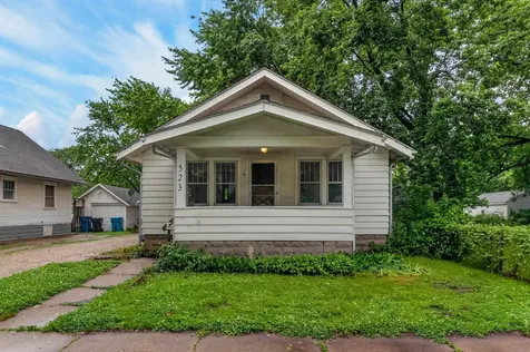 523 Cutler Street Waterloo IA 50703