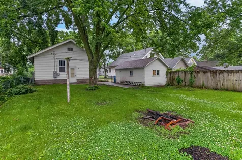 523 Cutler Street Waterloo IA 50703