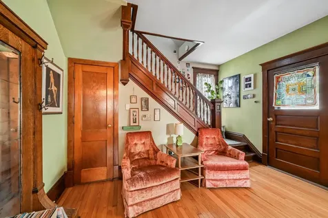 515 NW 2nd Street Waverly IA 50677