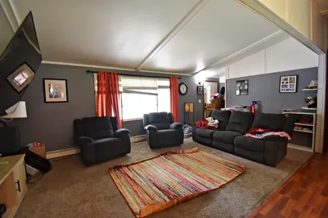 314 15th Ave. N.e Independence IA 50644
