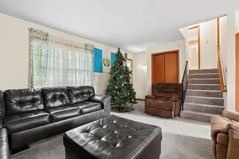 203-205 N Hackett Road Waterloo IA 50701