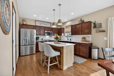 4817 Yellowstone Drive Waterloo IA 50701