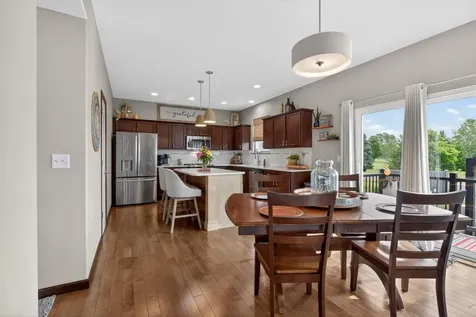 4817 Yellowstone Drive Waterloo IA 50701