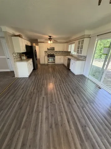 1864 100th Street Oelwein IA 50662