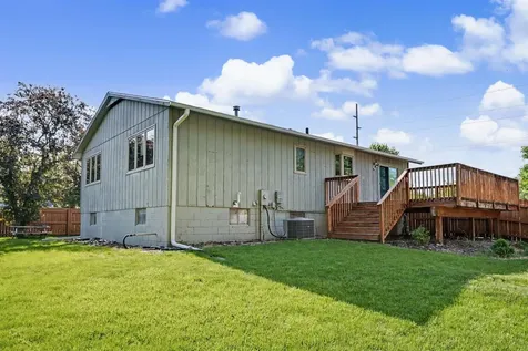 2621 W 4th Street Cedar Falls IA 50613