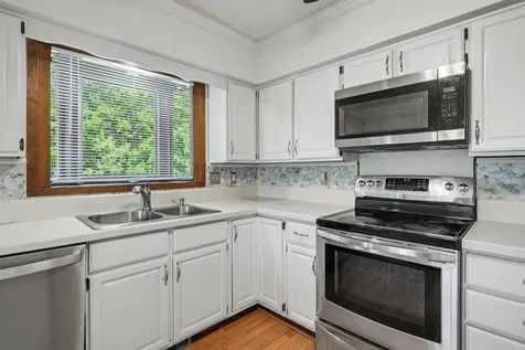 2621 W 4th Street Cedar Falls IA 50613