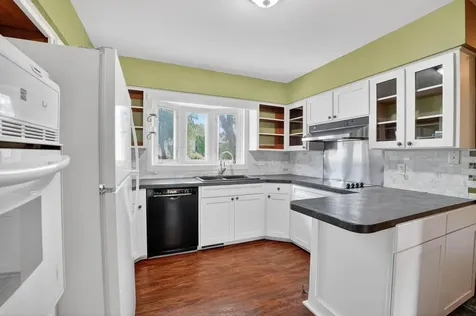 2509 Edgemont Avenue Waterloo IA 50702