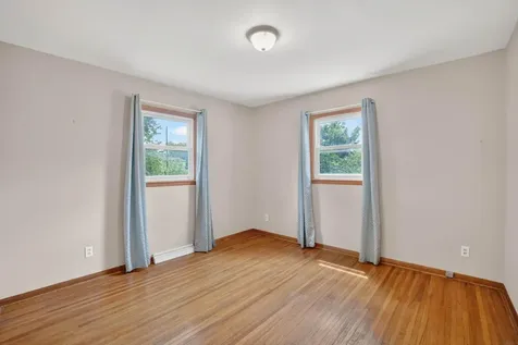 2509 Edgemont Avenue Waterloo IA 50702