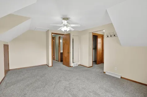 2509 Edgemont Avenue Waterloo IA 50702