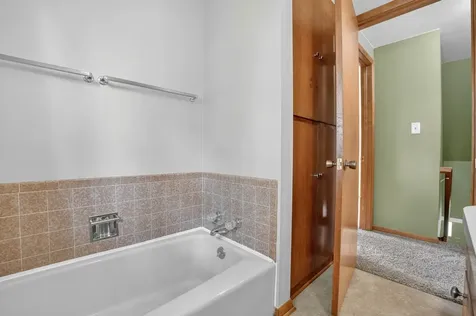 2509 Edgemont Avenue Waterloo IA 50702