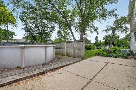 2509 Edgemont Avenue Waterloo IA 50702
