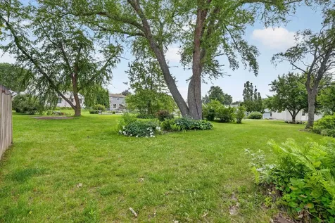 2509 Edgemont Avenue Waterloo IA 50702