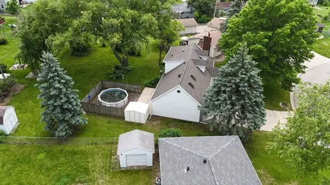 2509 Edgemont Avenue Waterloo IA 50702