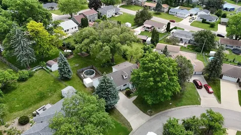 2509 Edgemont Avenue Waterloo IA 50702