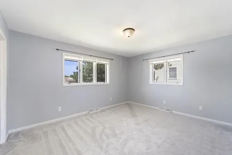 2014 Hilton Drive Cedar Falls IA 50613