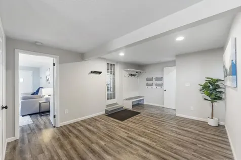 2014 Hilton Drive Cedar Falls IA 50613