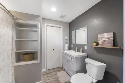 2014 Hilton Drive Cedar Falls IA 50613
