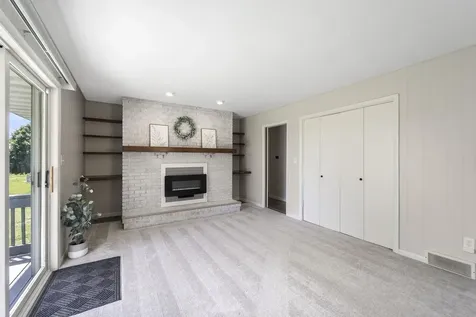 2014 Hilton Drive Cedar Falls IA 50613