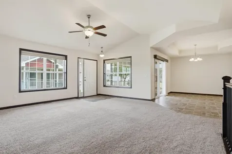904 NE Cresent View Drive Cedar Rapids IA 52402