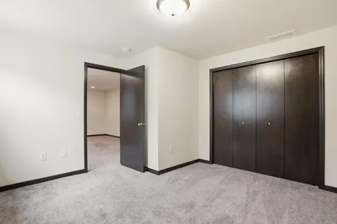 904 NE Cresent View Drive Cedar Rapids IA 52402