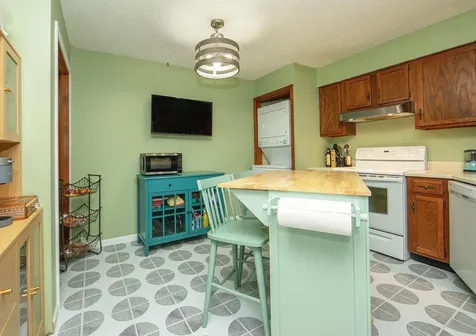 217 21st Street NW Waverly IA 50677