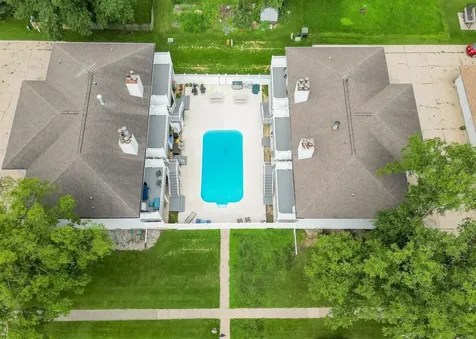 217 21st Street NW Waverly IA 50677