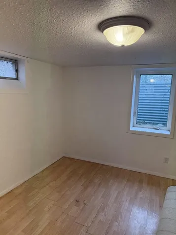 819 Hanna Boulevard Waterloo IA 50701