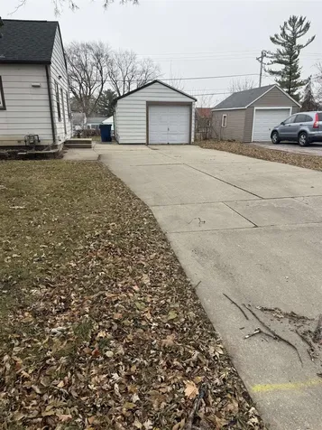 819 Hanna Boulevard Waterloo IA 50701