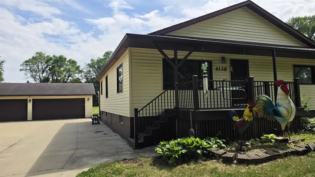 4128 Wells Avenue Waterloo IA 50703