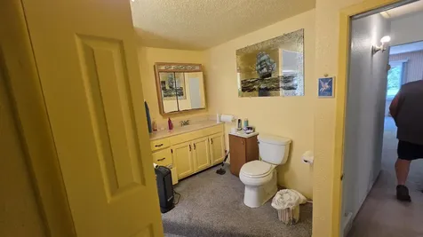 4128 Wells Avenue Waterloo IA 50703
