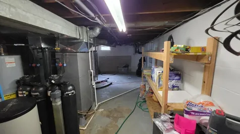 4128 Wells Avenue Waterloo IA 50703