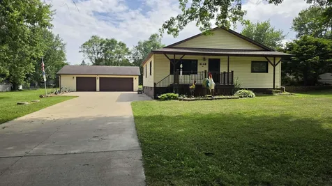 4128 Wells Avenue Waterloo IA 50703