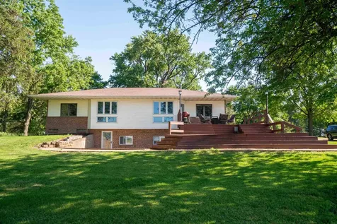 1229 W Mt. Vernon Road Waterloo IA 50703