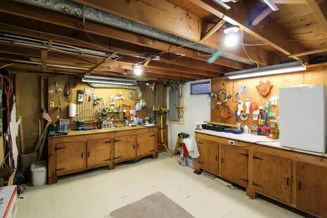 1205 E Avenue Grundy Center IA 50638
