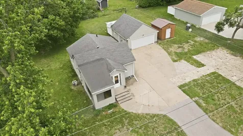 1415 Dearborn Avenue Waterloo IA 50707