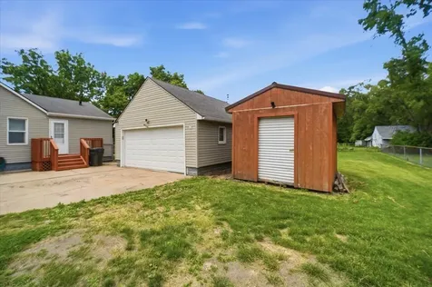 1415 Dearborn Avenue Waterloo IA 50707