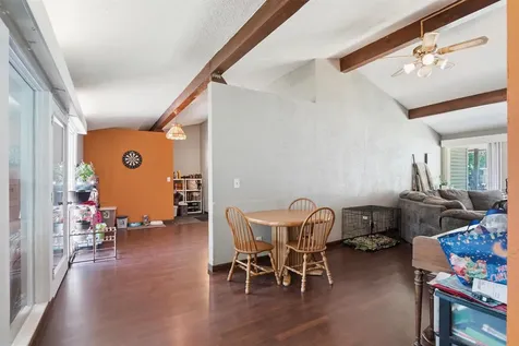 1104 1st Street NE Oelwein IA 50662