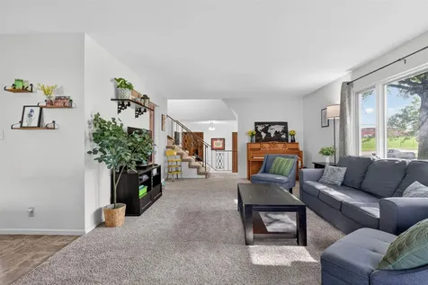 1207 Clark Cedar Falls IA 50613
