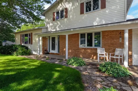 1207 Clark Cedar Falls IA 50613