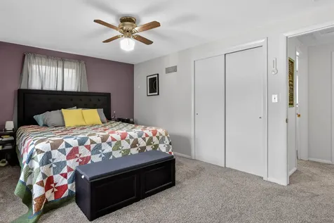 1207 Clark Cedar Falls IA 50613