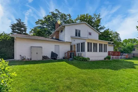 1207 Clark Cedar Falls IA 50613