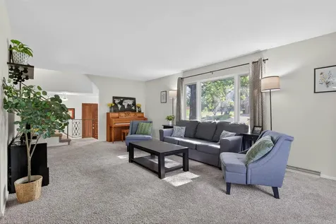 1207 Clark Cedar Falls IA 50613
