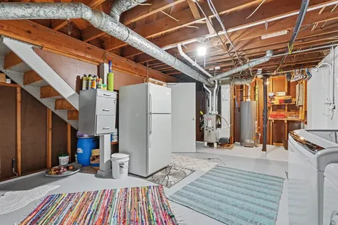 1013 Hawthorne Avenue Waterloo IA 50702