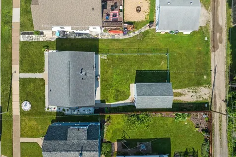 1013 Hawthorne Avenue Waterloo IA 50702