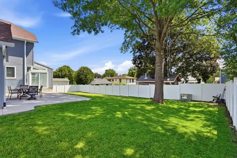 905 Nancy Road Waterloo IA 50702